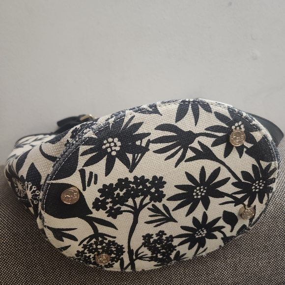 Spartina 449 Privateer Shoulder Bag. Closure is missing a piece - Picture 3 of 9